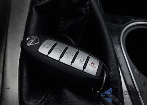 2018 Nissan Maxima 3.5 Platinum z USA, uszkodzony, nr VIN 1N4AA6AP8JC388701